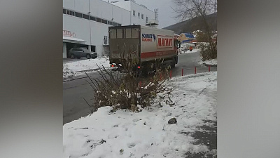 На фуре — с горки ледяной