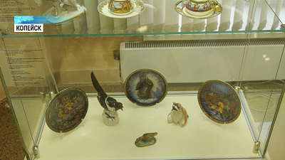 В Краеведческий музей Копейска привезли костяной фарфор