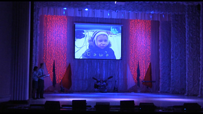 Пожарные и их дети выступают на гала-концерте