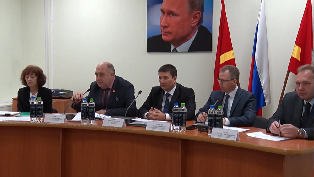 Мэром Златоуста выбран Максим Пекарский