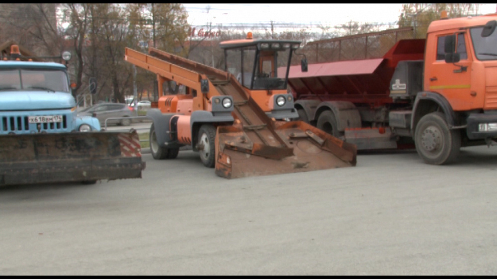 Глава Миасса оценил готовность снегоочистительной техники