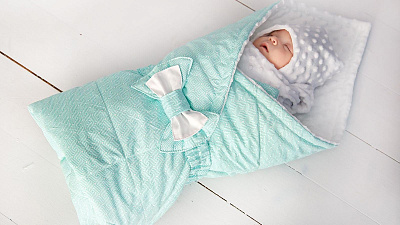 Конверт на выписку из роддома: красота и функциональность