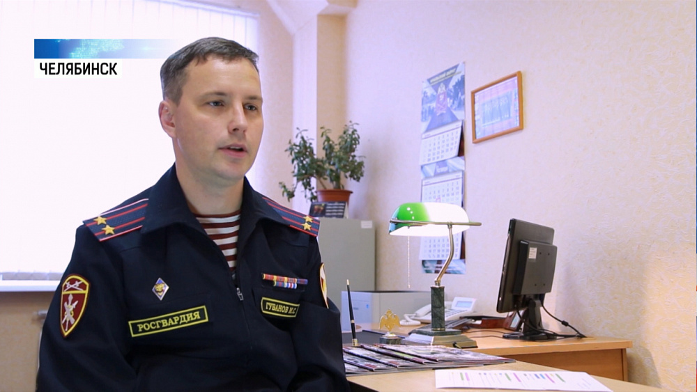 Росгвардия и ГИБДД поздравили женщин с днем матери