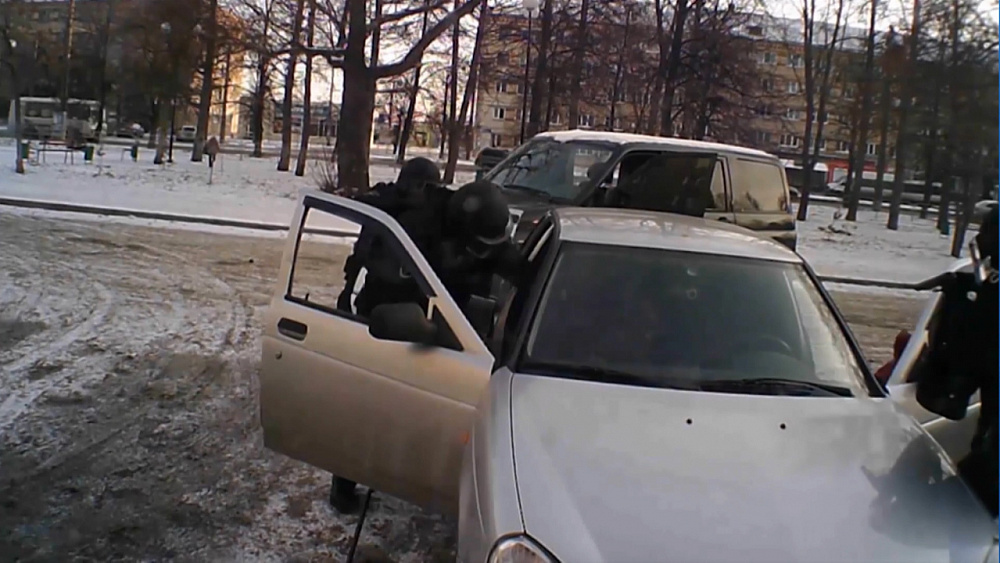 ФСБ задержала подозреваемых в содействии террористам