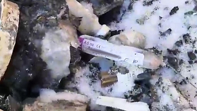 Свалка потенциально опасных медицинских отходов снята на видео в Златоусте 