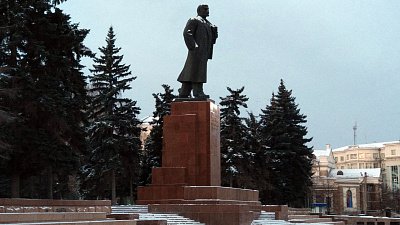 История дала трещину. Памятник Ленину в центре Челябинска может утратить особый статус