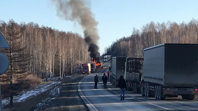 Пожар на трассе между Миассом и Златоустом