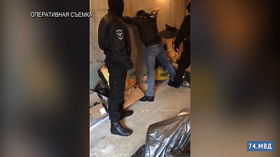 Оперативная съемка задержания участников преступного сообщества
