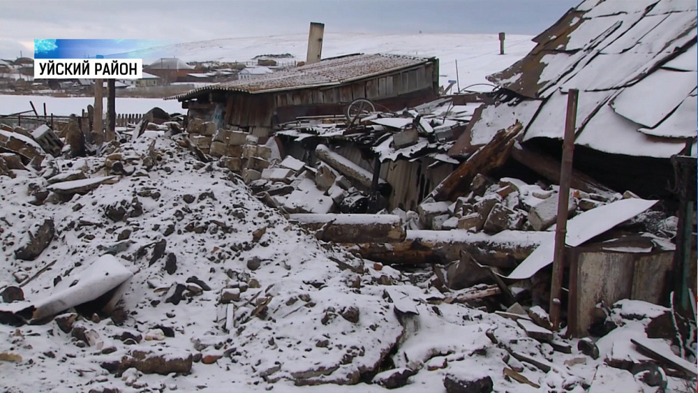 Многодетная семья погорельцев построит новый дом