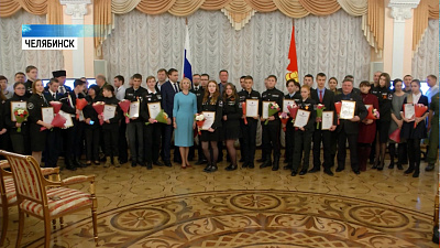 28 Областных поисковиков наградили госнаградами