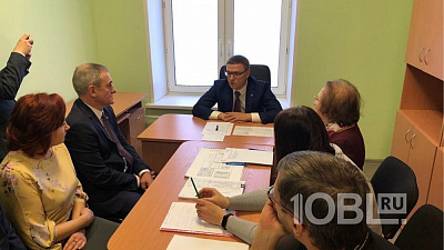 Алексей Текслер остался недоволен ходом работ по строительству школы в Усть-Катаве