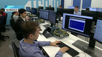 В радиотехническом техникуме открыли пять мастерских