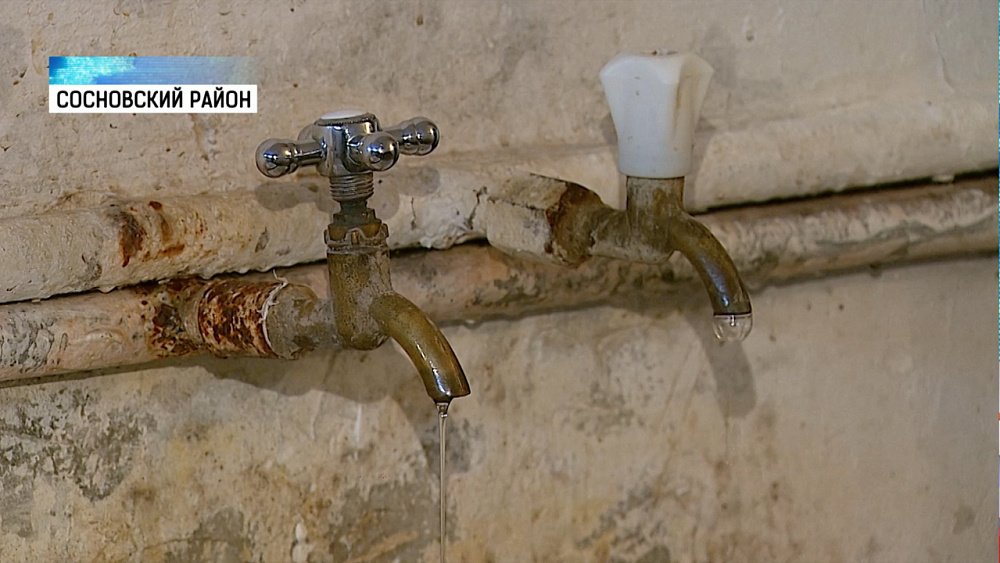 Жители дома в Долгодеревенском жалуются на жильё