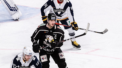 «Трактор» вырвал победу у «Металлурга» в южноуральском дерби