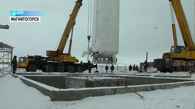 На заводе «НОВАТЭКа» монтируют криогенные цистерны