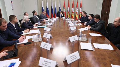 Алексей Текслер предложил южноуральским предпринимателям снизить цены на свою продукцию