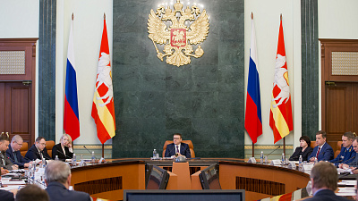 Саммиты ШОС и БРИКС повысят административный вес Южного Урала и губернатора, заявил политолог