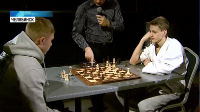 Каратисты и боксёры сразились на шахматном поле