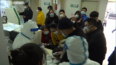 Женщину отстранили от работы из-за коронавируса