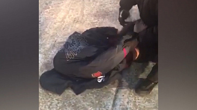 Полицейские задерживают воров, ограбивших аргаяшские сады на миллион