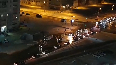 В Парковом улица превратилась в маленькую реку