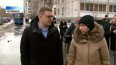 Губернатор проверил, как чистят город