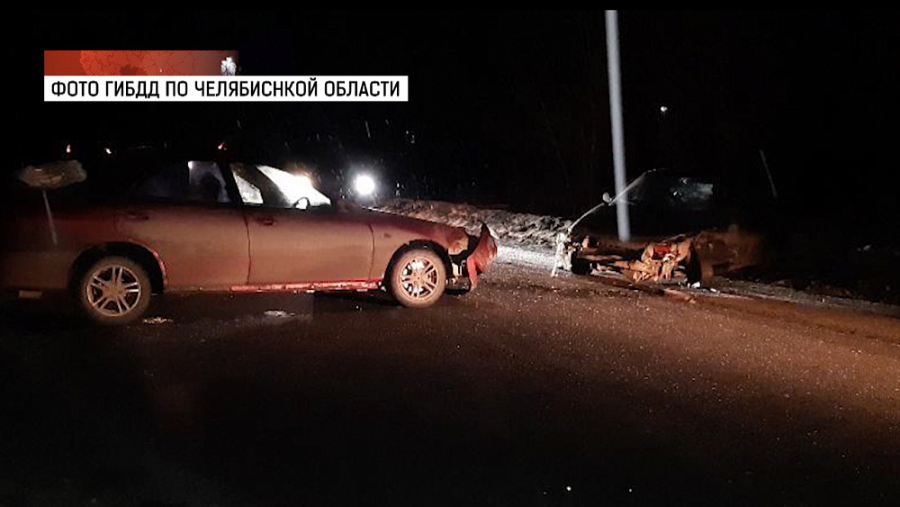 В Коркино лоб в лоб столкнулись две легковушки