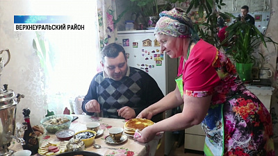 В «Лакомку» тёщи угощают зятьёв блинами