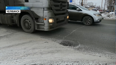 Пластиковые люки мешали жителям спать