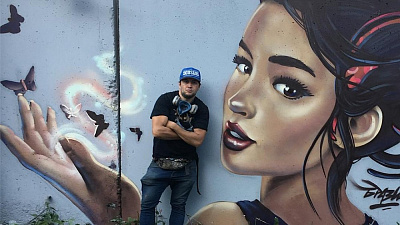 Уличный художник призывает челябинцев не упустить «Культурный код»