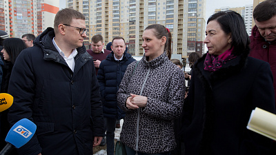 Губернатор Челябинской области проинспектировал микрорайон «Академ Риверсайд»