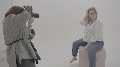 Девушки «plus size» рассказывают о красоте и принятии себя в фотопроекте «Другая красота»