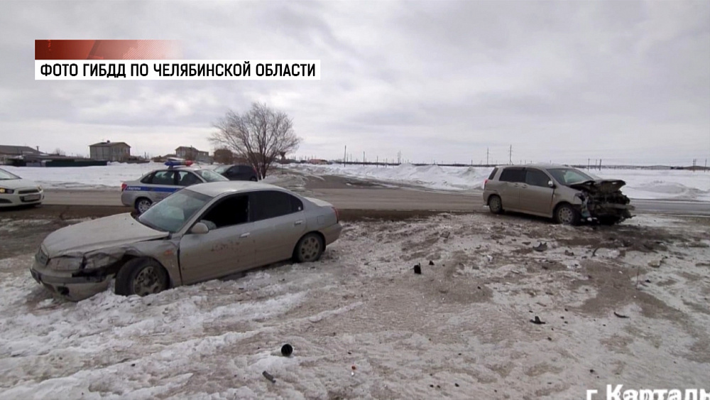 Двугодовалая девочка пострадала в аварии в Карталах