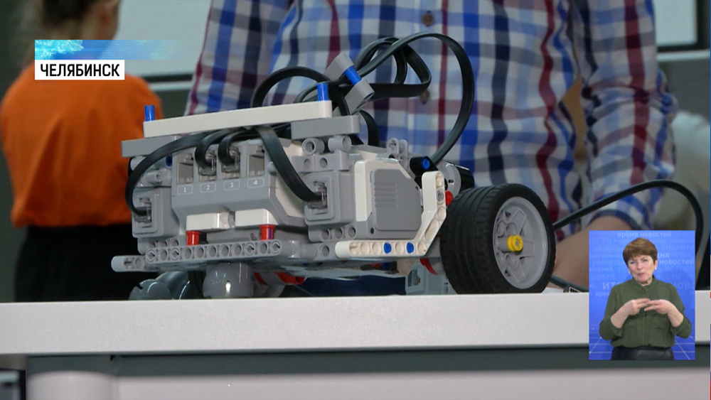 15 команд создали прототипы роботов