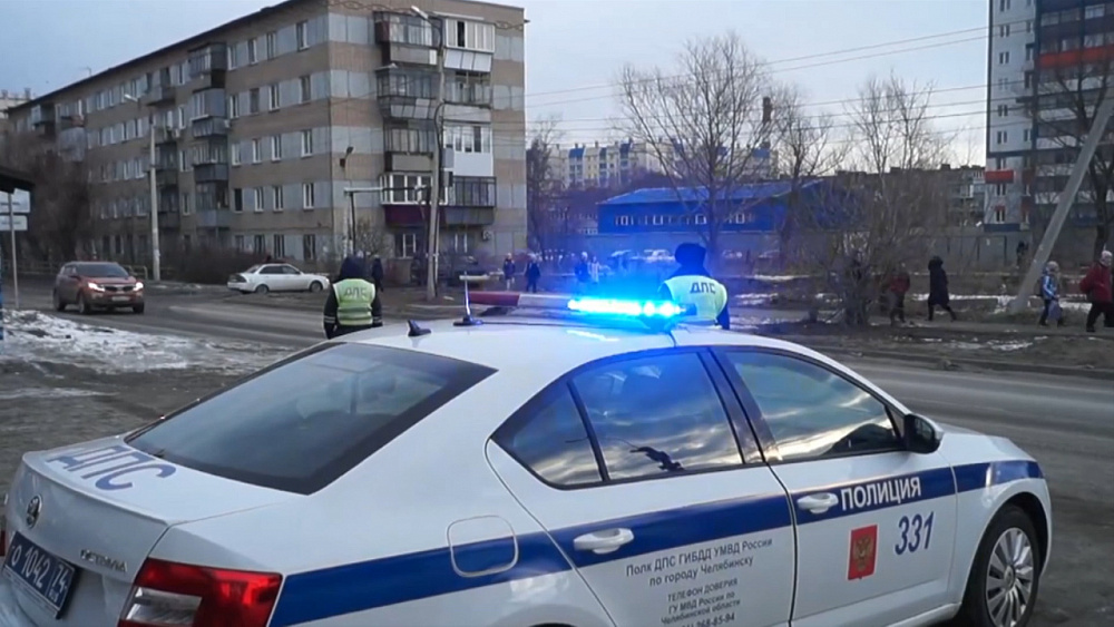 Автоинспекторы напомнили правила ПДД детям