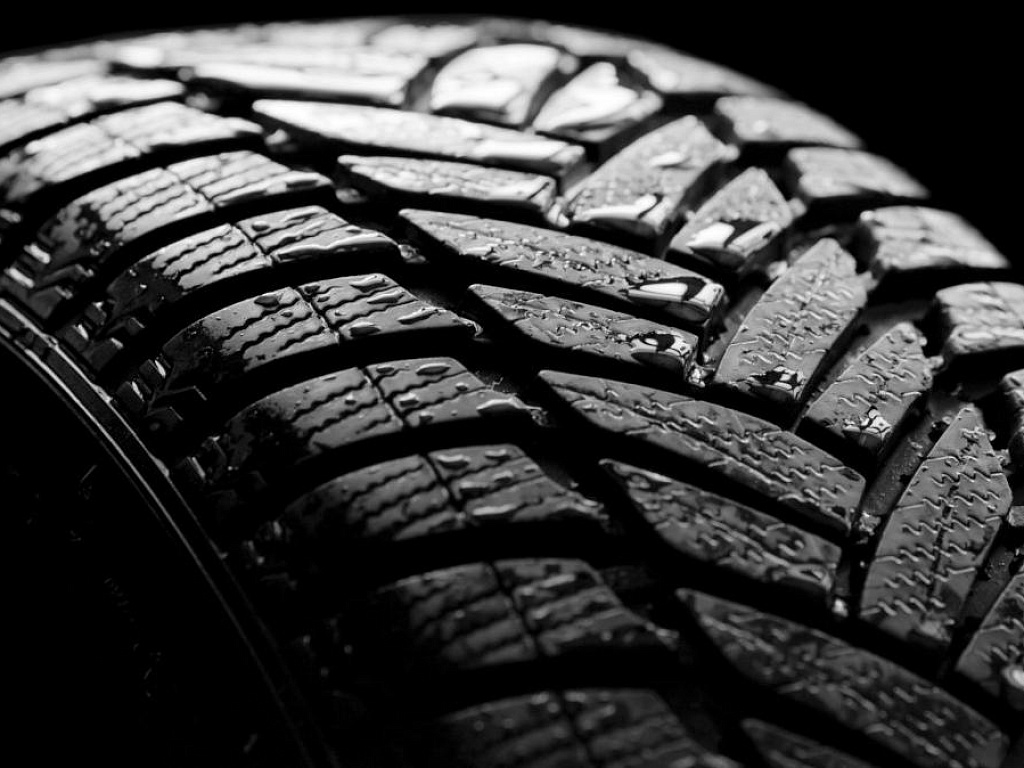 велопокрышка 26" x 2. покрышка влажная. виды колесных шин. глубина протектора шин бриджстоун. нужна покрышка.