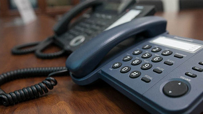 На «горячие линии» минздрава и Центра развития туризма поступают десятки звонков