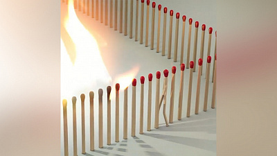 В соцсетях набирает популярность мотиватор по борьбе с коронавирусом