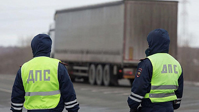 На региональных трассах Челябинской области выставили круглосуточные посты ДПС