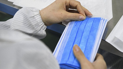 Маски поставили на учет. При минздраве организован штаб по распределению средств индивидуальной защиты