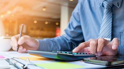 Почти половине предприятий Челябинской области разрешили возобновить работу в период самоизоляции