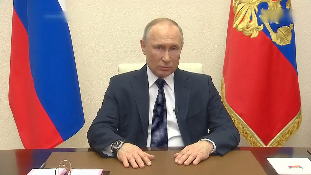 Весь апрель в России будет нерабочим