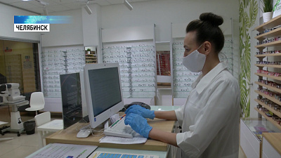 Стоматологи и салоны оптики возобновили работу