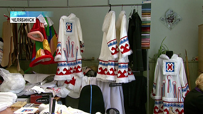Челябинские костюмеры шьют маски