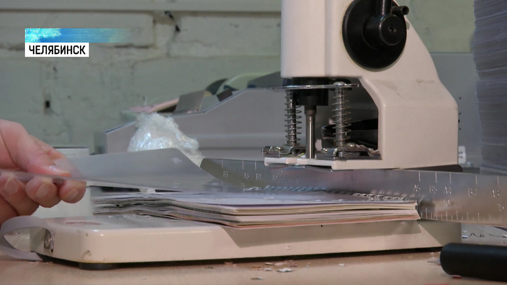 Южноуральцы печатают маски на 3D принтере
