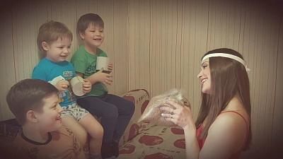 Офелия, но с гречкой! Камерный театр запустил творческий челлендж