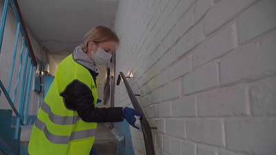 В Миассе начали дезинфекцию подъездов