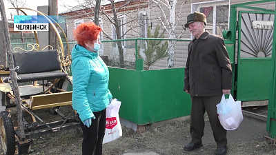 Пенсионерам помогают депутаты и полиция