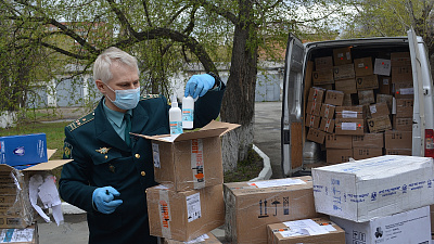 Маски, перчатки и антисептик конфисковали на челябинской таможне