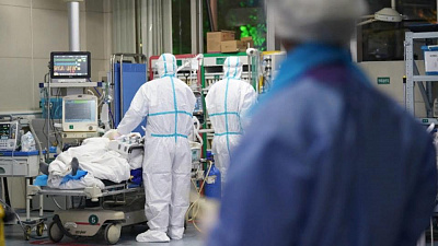 Более 6,5 тысяч южноуральских медиков получили доплаты за больных с COVID-19